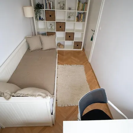 Apartmán Spacious 2br - Nivy Mall - Fast Wifi - Balcony With View - Flex Check-in