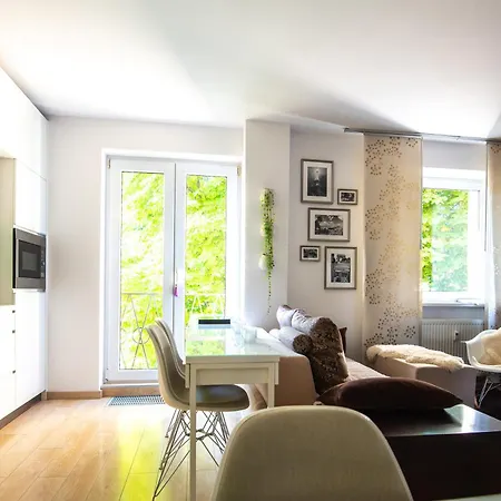 Apartmán Bright 2br Business & - Nivy - Balcony - Fast Wifi