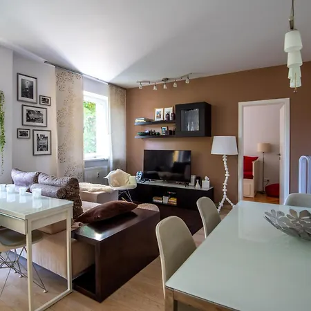 Apartmán Bright 2br Business & - Nivy - Balcony - Fast Wifi Bratislava