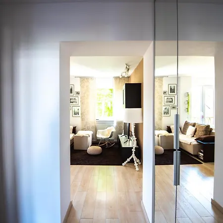 Bright 2br Business & - Nivy - Balcony - Fast Wifi Apartmán Bratislava