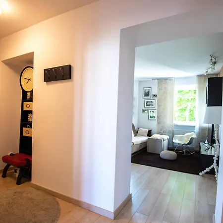 Bright 2br Business & - Nivy - Balcony - Fast Wifi Apartmán