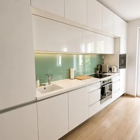 Bright 2br Business & - Nivy - Balcony - Fast Wifi Διαμέρισμα Μπρατισλάβα
