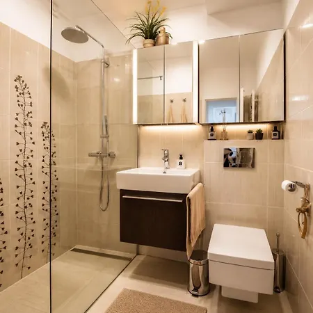 Bright 2br Business & - Nivy - Balcony - Fast Wifi Μπρατισλάβα