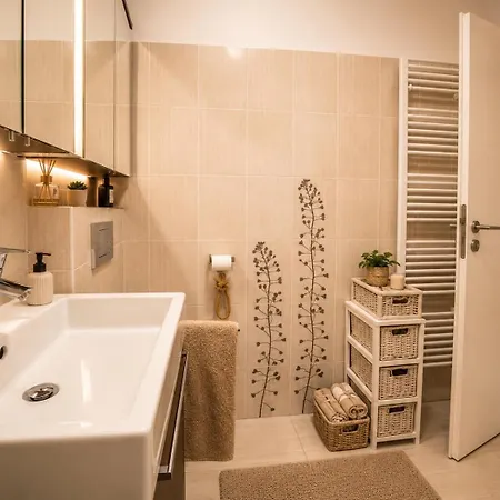 Bright 2br Business & - Nivy - Balcony - Fast Wifi Μπρατισλάβα