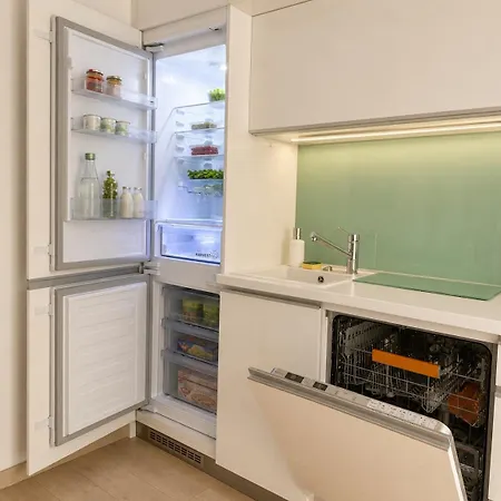 Bright 2br Business & - Nivy - Balcony - Fast Wifi Διαμέρισμα Μπρατισλάβα